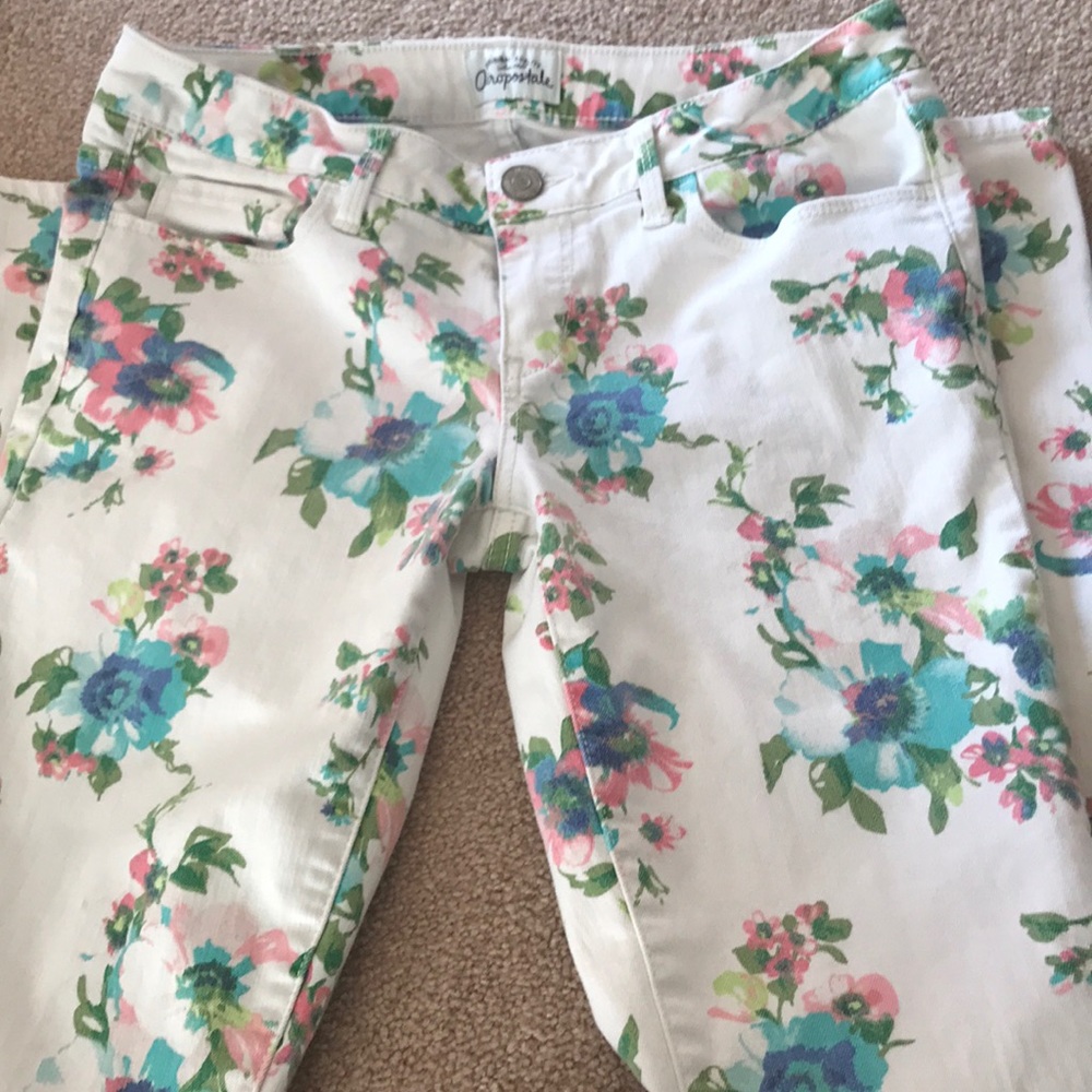 Aeropostale Floral Skinny Jeans